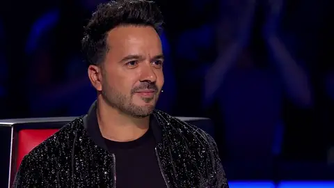 Luis Fonsi sube la temperatura del plató con una caliente petición: "Arráncame todo, mi amor" Luis Fonsi sube la temperatura del plató con una caliente petición: "Arráncame todo, mi amor"