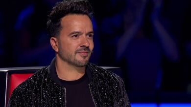 Luis Fonsi sube la temperatura del plató con una caliente petición: 