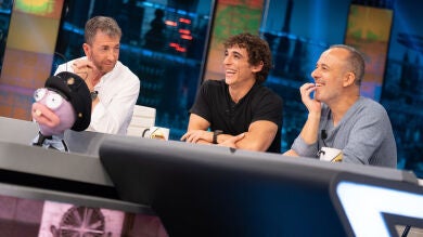 Miguel Herrán y Javier Gutiérrez prueban sus dotes como detectives en la sección más enigmática de 'El Hormiguero'