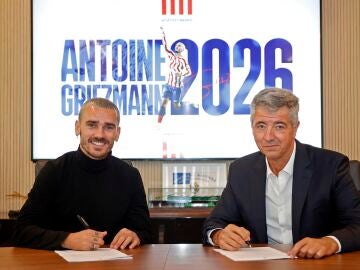 Antoine Griezmann firma su nuevo contrato con el Atlético