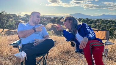 Dani García viaja con Mario Vaquerizo a la dehesa extremeña a visitar la Granja Insignia de McDonald's