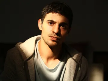 En el último capítulo de ‘Hermanos’: Kadir va a la cárcel por culpa de Akif a pesar de ser inocente En el último capítulo de ‘Hermanos’: Kadir va a la cárcel por culpa de Akif a pesar de ser inocente