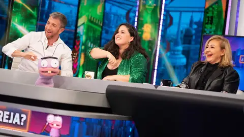 ¿Son pareja realmente? Carmen Machi y Laura Galán, detectives por un día en 'El Hormiguero' ¿Son pareja realmente? Carmen Machi y Laura Galán, detectives por un día en 'El Hormiguero'