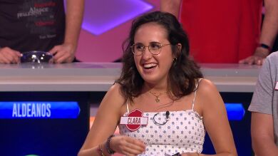 Una concursante de ‘Bituminosos’ está como una cabra… ¡literalmente!
