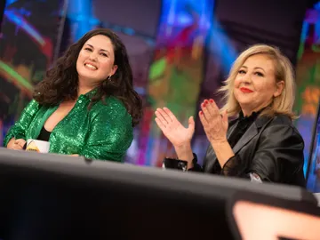 Carmen Machi desvela cómo es su día a día tras un año frenético de estrenos: "Me levanto y hago... nada" Carmen Machi desvela cómo es su día a día tras un año frenético de estrenos: "Me levanto y hago... nada"