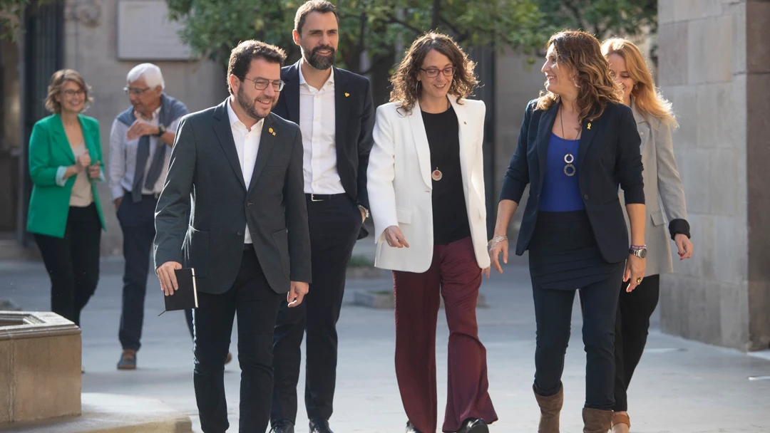 Pere Aragonès junto a varios consejeros del Govern Pere Aragonès junto a varios consejeros del Govern