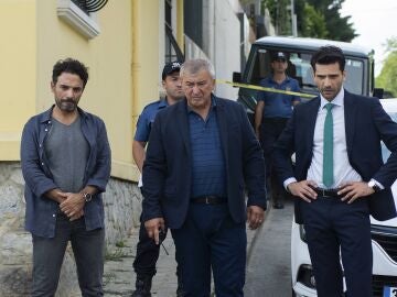 En el primer cap&iacute;tulo de &lsquo;Secretos de familia&rsquo;: &Ccedil;inar Kaya, principal sospechoso de la muerte de Inci Erguvan