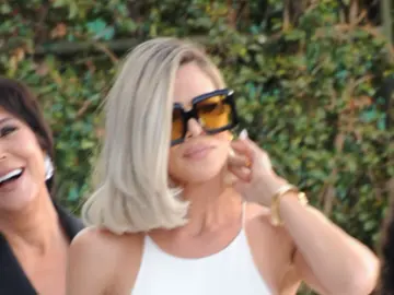 Khloé Kardashian Khloé Kardashian