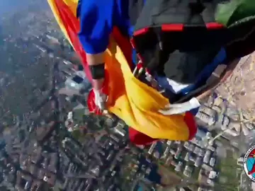 Incidente con la bandera día de la Hispanidad Incidente con la bandera día de la Hispanidad