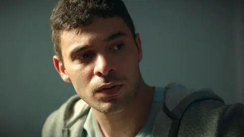 Avance semanal de ‘Hermanos’: “¿Crees que algún día saldrá el sol? ¿Crees que saldrá?" Avance semanal de ‘Hermanos’: “¿Crees que algún día saldrá el sol? ¿Crees que saldrá?"