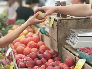 Los alimentos básicos de la cesta de la compra han aumentado su precio Los alimentos básicos de la cesta de la compra han aumentado su precio