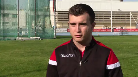 El árbitro navarro Xabier Roncal El árbitro navarro Xabier Roncal