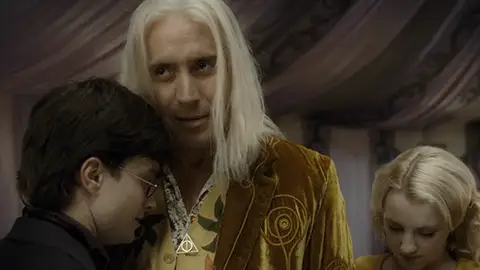 Xenophilius Lovegood con Harry Potter Xenophilius Lovegood con Harry Potter
