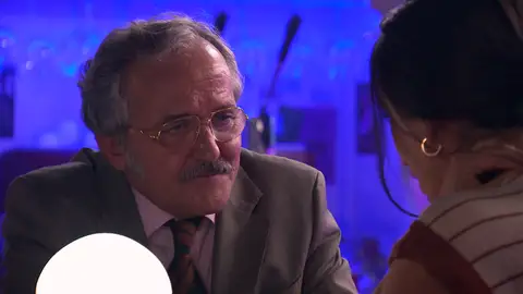 El consejo envenenado de Luján a Carballo para que deje de buscar a su padre El consejo envenenado de Luján a Carballo para que deje de buscar a su padre