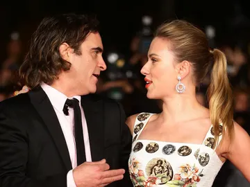 Joaquin Phoenix y Scarlet Johansson Joaquin Phoenix y Scarlet Johansson