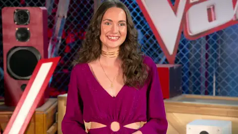 Leire Medina, la concursante que repite en las audiciones a ciegas de ‘La Voz’: “No me lo tomé como un ‘no’ hacia mi persona” Como se puede ver en este vídeo la concursante quiere resarcirse del pasado.
