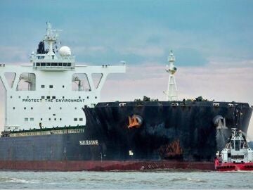 El barco que transportará 165.000 toneladas de carbón