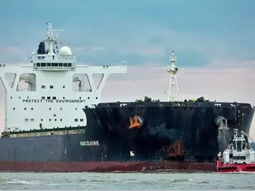 El barco que transportará 165.000 toneladas de carbón El barco que transportará 165.000 toneladas de carbón