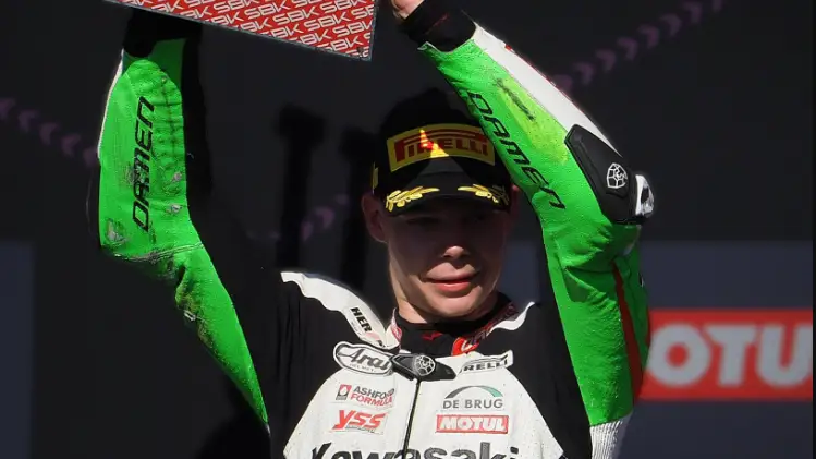 Muere de un infarto, dos d&iacute;as despu&eacute;s, la madre del piloto fallecido Victor Steeman