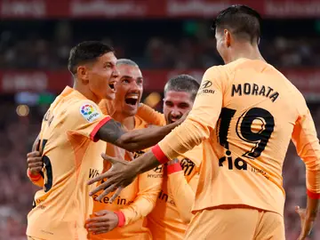 Griezmann mete al Atlético en la pomada tras conquistar San Mamés Griezmann mete al Atlético en la pomada tras conquistar San Mamés