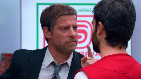 Marcelino reacciona y exige a Samuel que se marche: “Coge tus cosas y lárgate” Marcelino reacciona y exige a Samuel que se marche: “Coge tus cosas y lárgate”