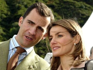 Efemérides del 22 de octubre de 2022: Felipe VI y Letizia en sus primeros Premios Príncipe de Asturias