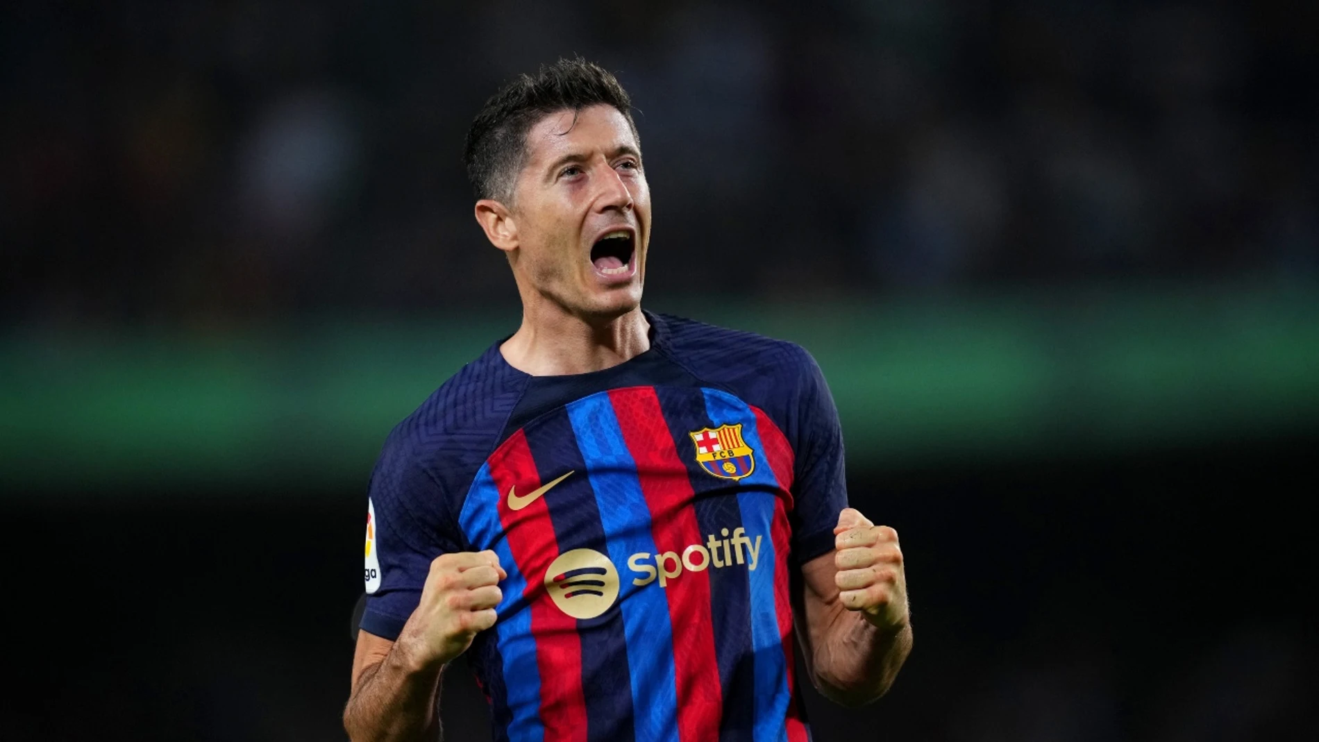 Robert Lewandowski celebra un gol en el partido Barcelona - Villarreal de LaLiga