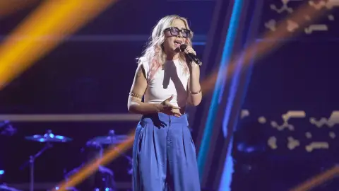 Nani Gonçalves, un estilo único interpretando ‘Todo cambió’ de Camila en ‘La Voz’ Nani Gonçalves, un estilo único interpretando ‘Todo cambió’ de Camila en ‘La Voz’