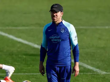 Simeone, en el entrenamiento del Atlético Simeone, en el entrenamiento del Atlético