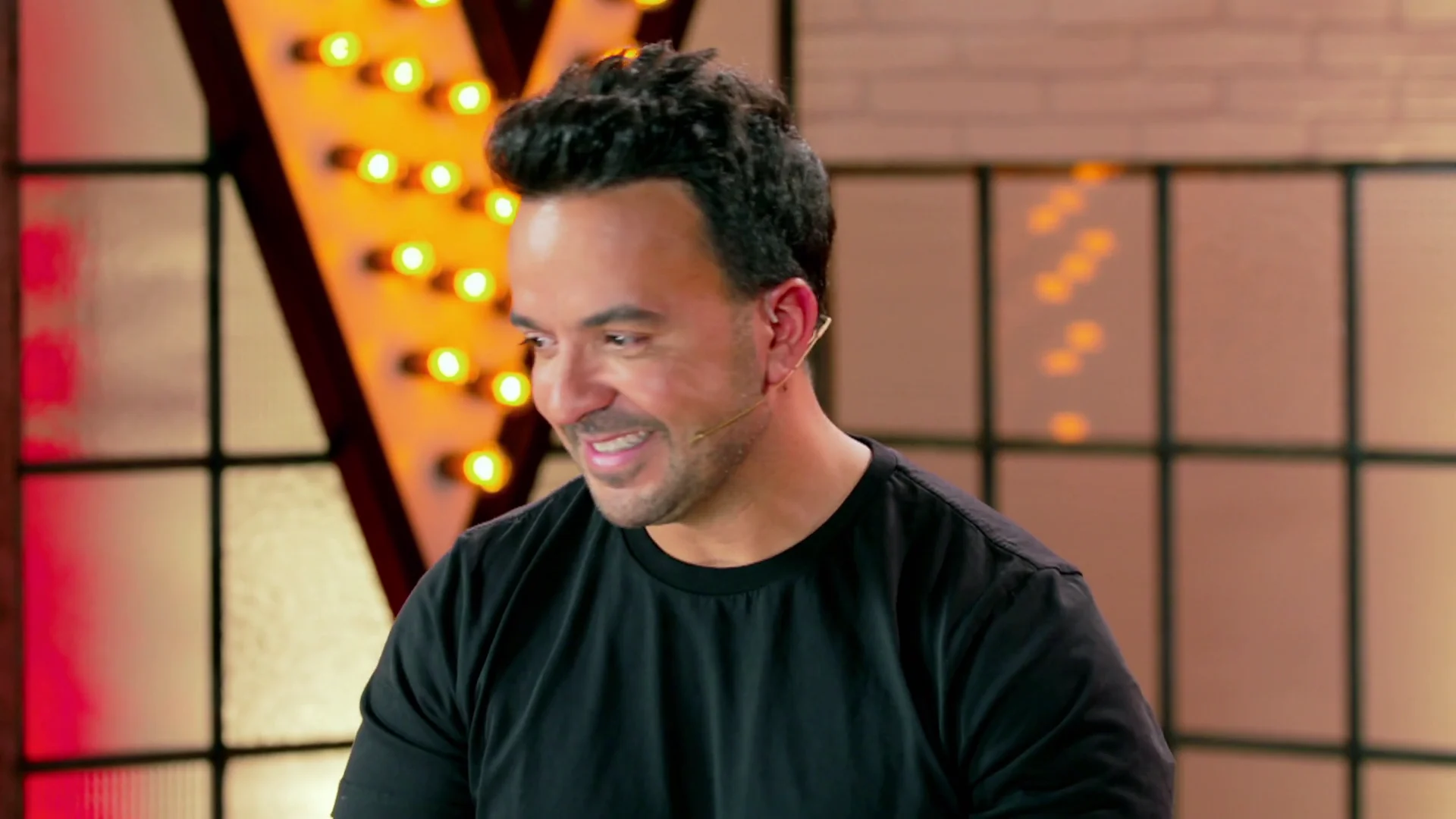 Luis Fonsi dolido con Laura Pausini: “Estoy tratando de no tomármelo personal” Los coaches bromean a causa de los bloqueos, tal y como se ve en el vídeo