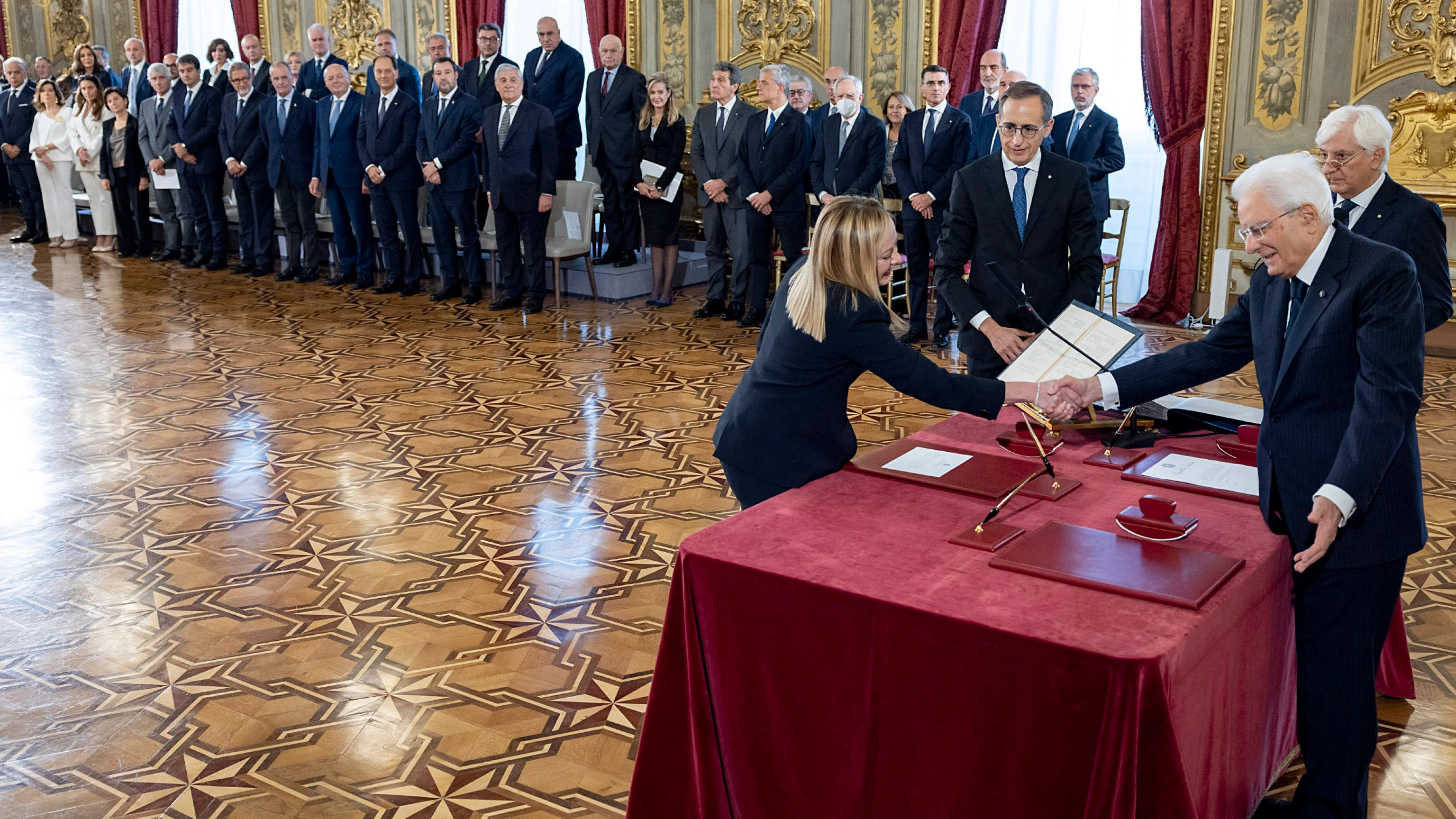 Giorgia Meloni jura el cargo como primera ministra de Italia Giorgia Meloni jura el cargo como primera ministra de Italia
