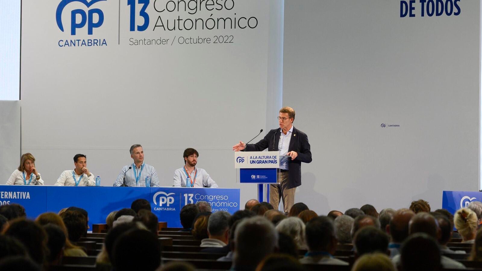 Feijóo pide a Sánchez que retire los Presupuestos Generales y le acusa de no tener 