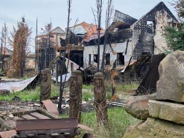 Zona bombardeada en la guerra entre Rusia y Ucrania