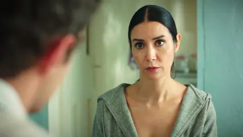 Ömer descubre la nueva vida de Suzan y Harika: “Adiós, hijo" Ömer descubre la nueva vida de Suzan y Harika: “Adiós, hijo"