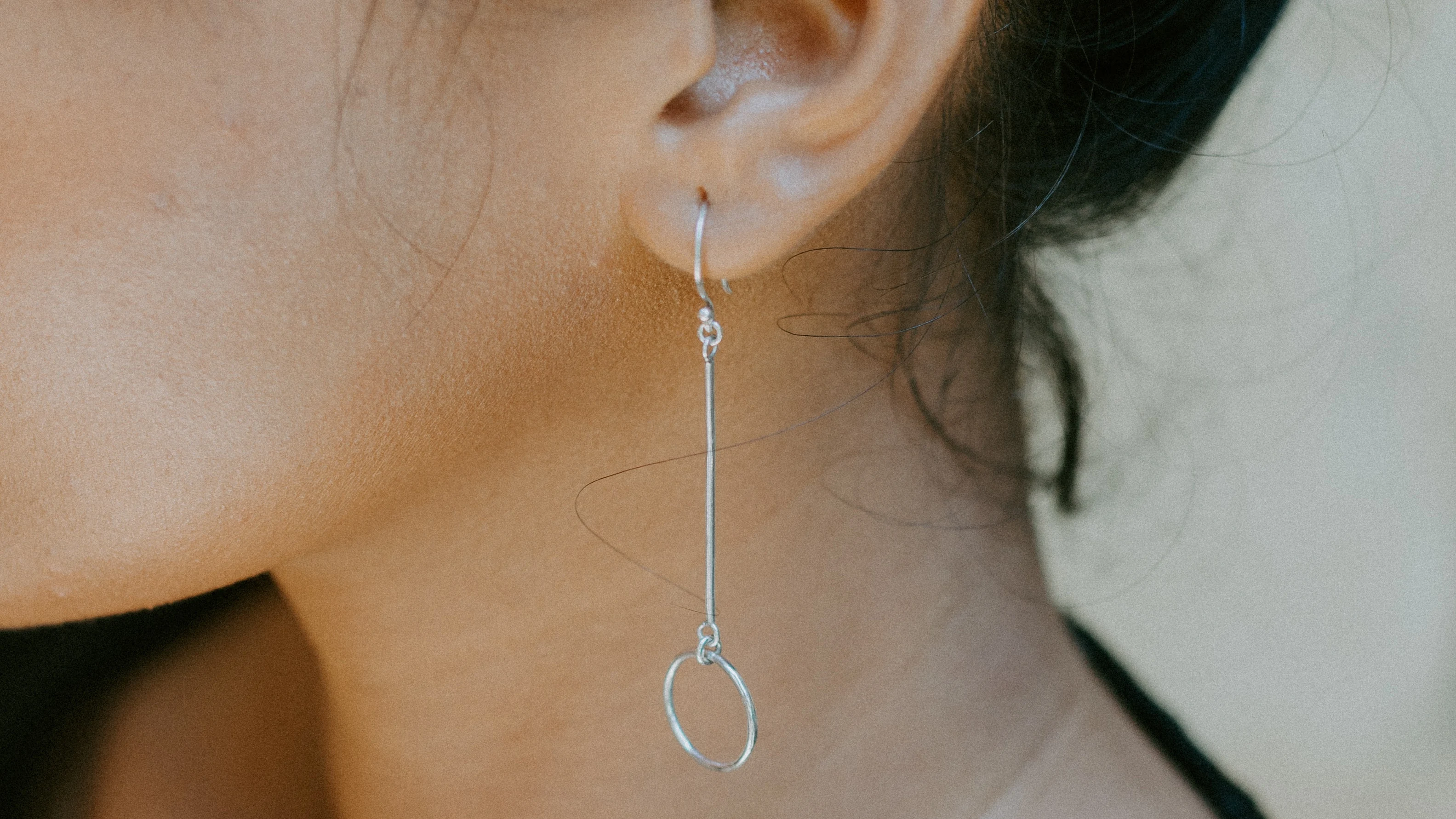 Orejas con pendientes