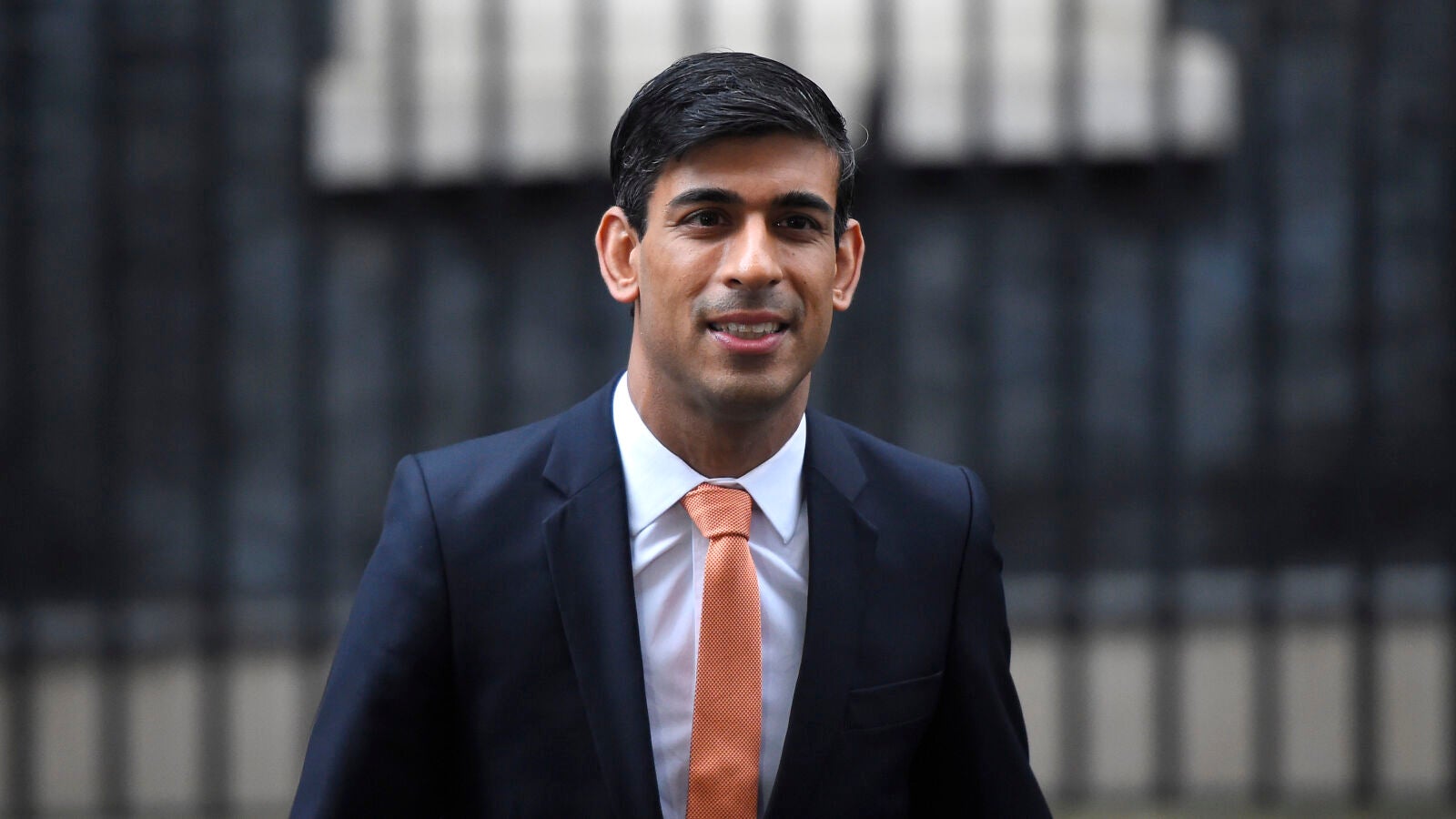 Rishi Sunak afronta su liderazgo con Reino Unido sumido en la incertidumbre económica y con los conservadores desgarrados