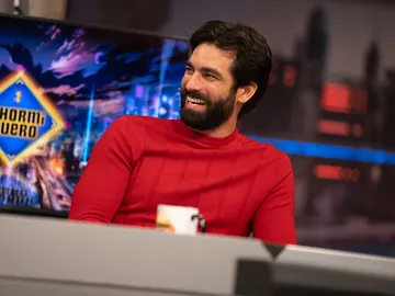 El troleo de Pablo Motos a Rubén Cortada por su belleza: "Es muy injusto" El troleo de Pablo Motos a Rubén Cortada por su belleza: "Es muy injusto"