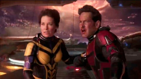 Scott Lang (Paul Rudd) y Hope Van Dyne (Evangeline Lilly) en 'Ant-Man y la Avispa: Quantumanía'