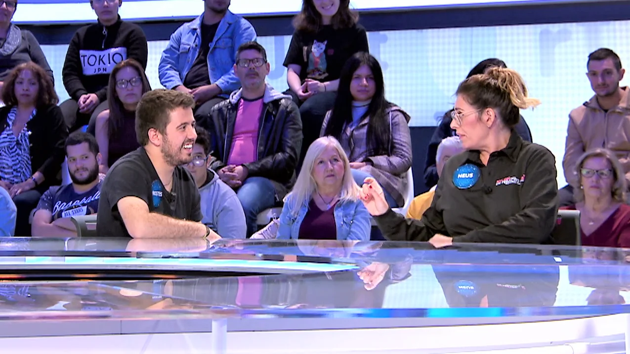 La pillada &lsquo;in fraganti&rsquo; a Neus Sanz: su conversaci&oacute;n &ldquo;secreta&rdquo; con Orestes