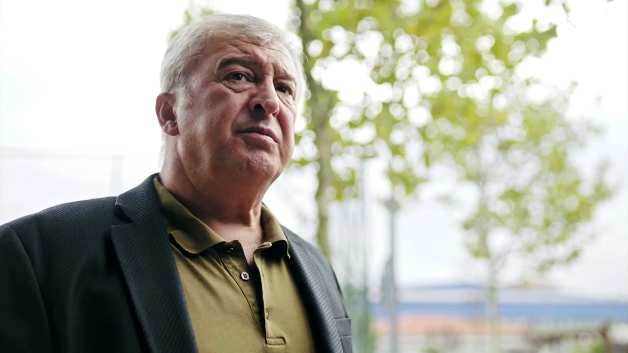 En el &uacute;ltimo cap&iacute;tulo de &lsquo;Secretos de familia&rsquo;: Metin, al l&iacute;mite tras confesar que conoc&iacute;a a Inci: &iquest;Tuvo algo que ver con el asesinato?