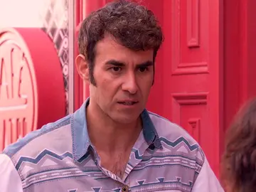 Hugo sorprende a Rocío: “Me estás siguiendo, admítelo” Hugo sorprende a Rocío: “Me estás siguiendo, admítelo”