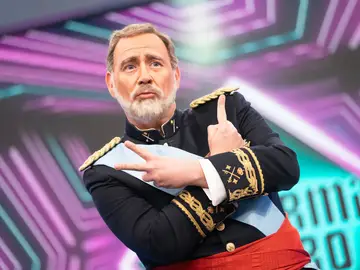 El doble del rey Felipe VI se atreve con una canción sobre la familia real: "Ahora me llaman el rey del perreo" El doble del rey Felipe VI se atreve con una canción sobre la familia real: "Ahora me llaman el rey del perreo"