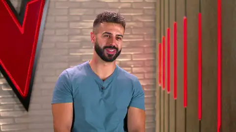 Fran Flores: “Tengo la influencia de mi padre que me ponía discos de Chiquetete y Antonio Molina” Fran Flores: “Tengo la influencia de mi padre que me ponía discos de Chiquetete y Antonio Molina”