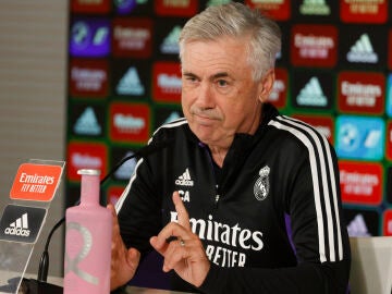 Ancelotti: "La plantilla no cambiará, no estamos interesados en el mercado de invierno"