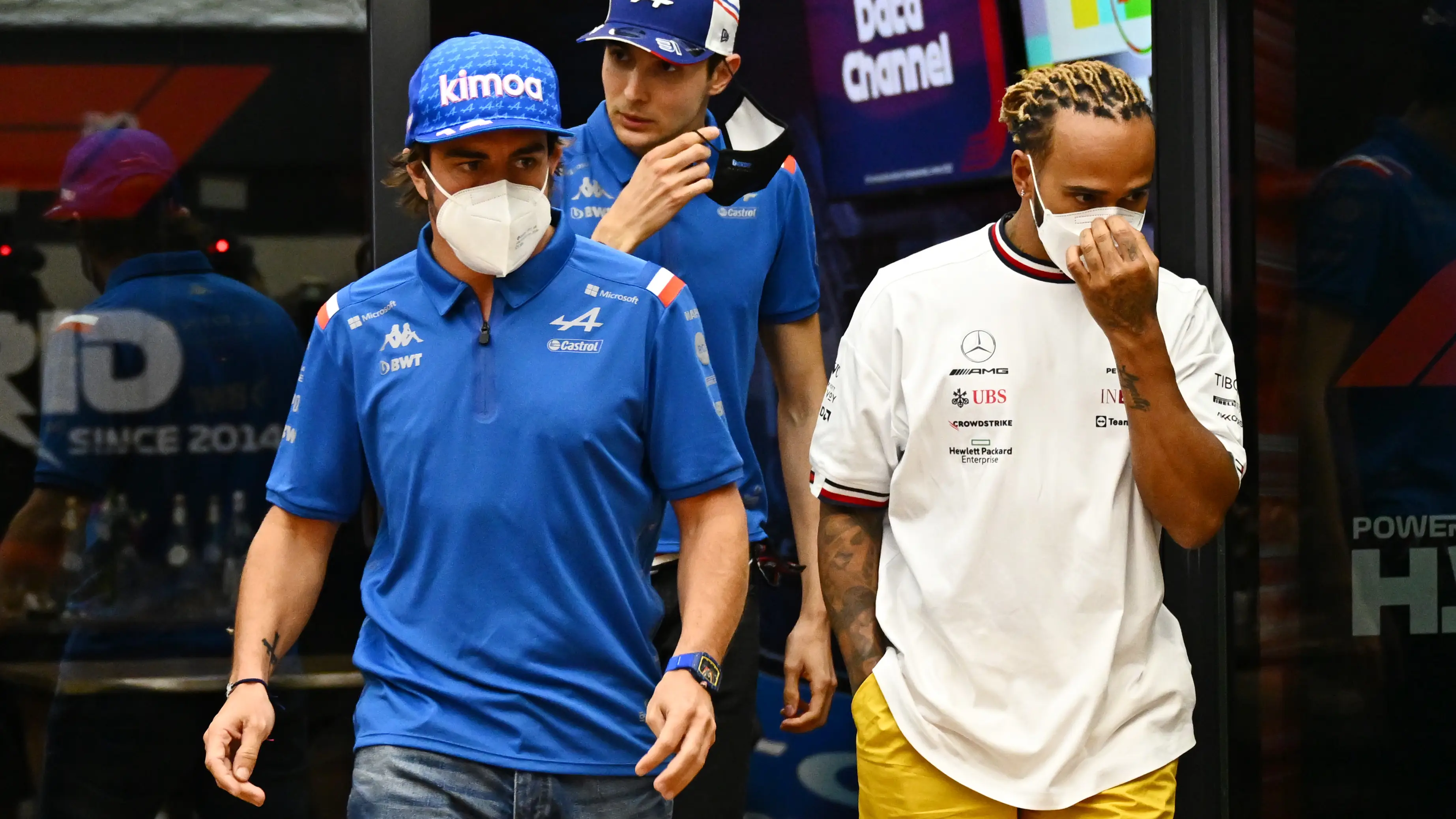 El durísimo mensaje de Alonso a Hamilton: "Los títulos de Verstappen..." El durísimo mensaje de Alonso a Hamilton: "Los títulos de Verstappen..."