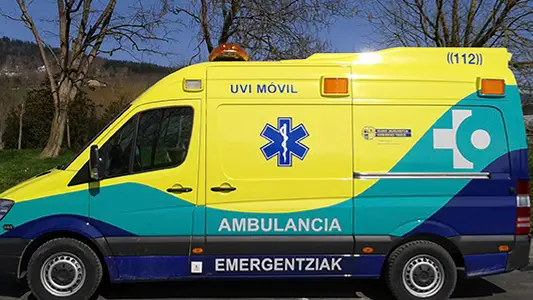 Imagen de archivo de una ambulancia Imagen de archivo de una ambulancia