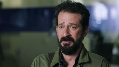 El profesor Ozan confiesa que mantenía una relación con Inci: 