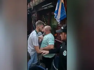 Aficionados en Madrid liándola a un día del partido Aficionados en Madrid liándola a un día del partido
