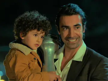 Mehmet encuentra a Adnan en un poblado… ¡El niño está perfectamente! Mehmet encuentra a Adnan en un poblado… ¡El niño está perfectamente!