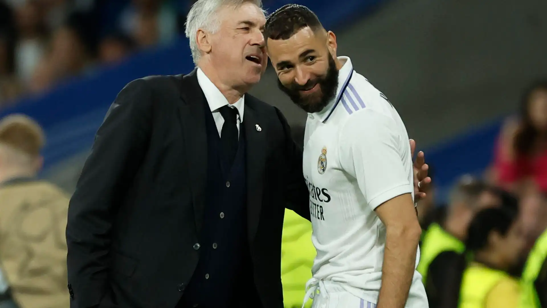 Ancelotti susurra al o&iacute;do de Benzema